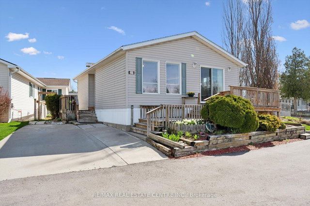 27 Trillium Beach Drive Pvt Drive