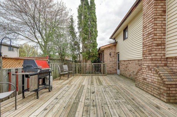 224 Conway Drive N N