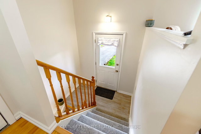 2272 Inglewood Road