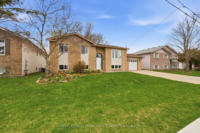 12 Marina Drive