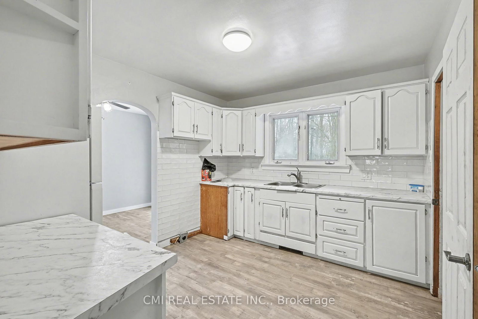 606 GLEN MILLER Road • Trenton, ON photo 16