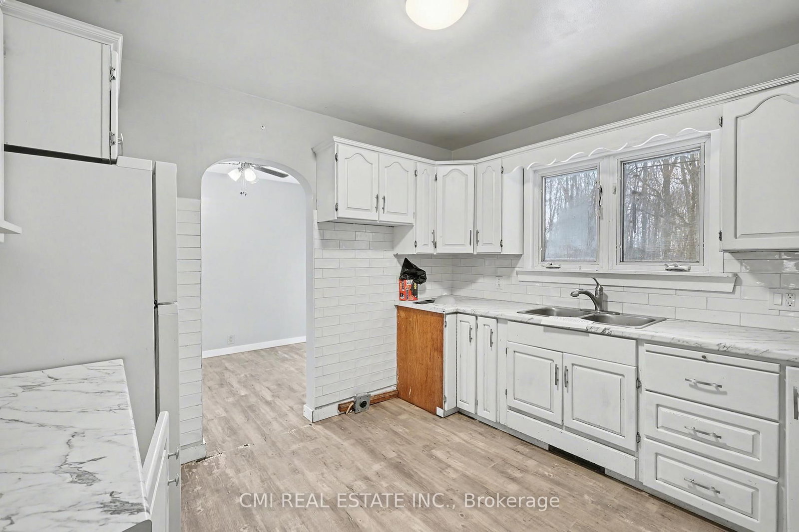 606 GLEN MILLER Road • Trenton, ON photo 17
