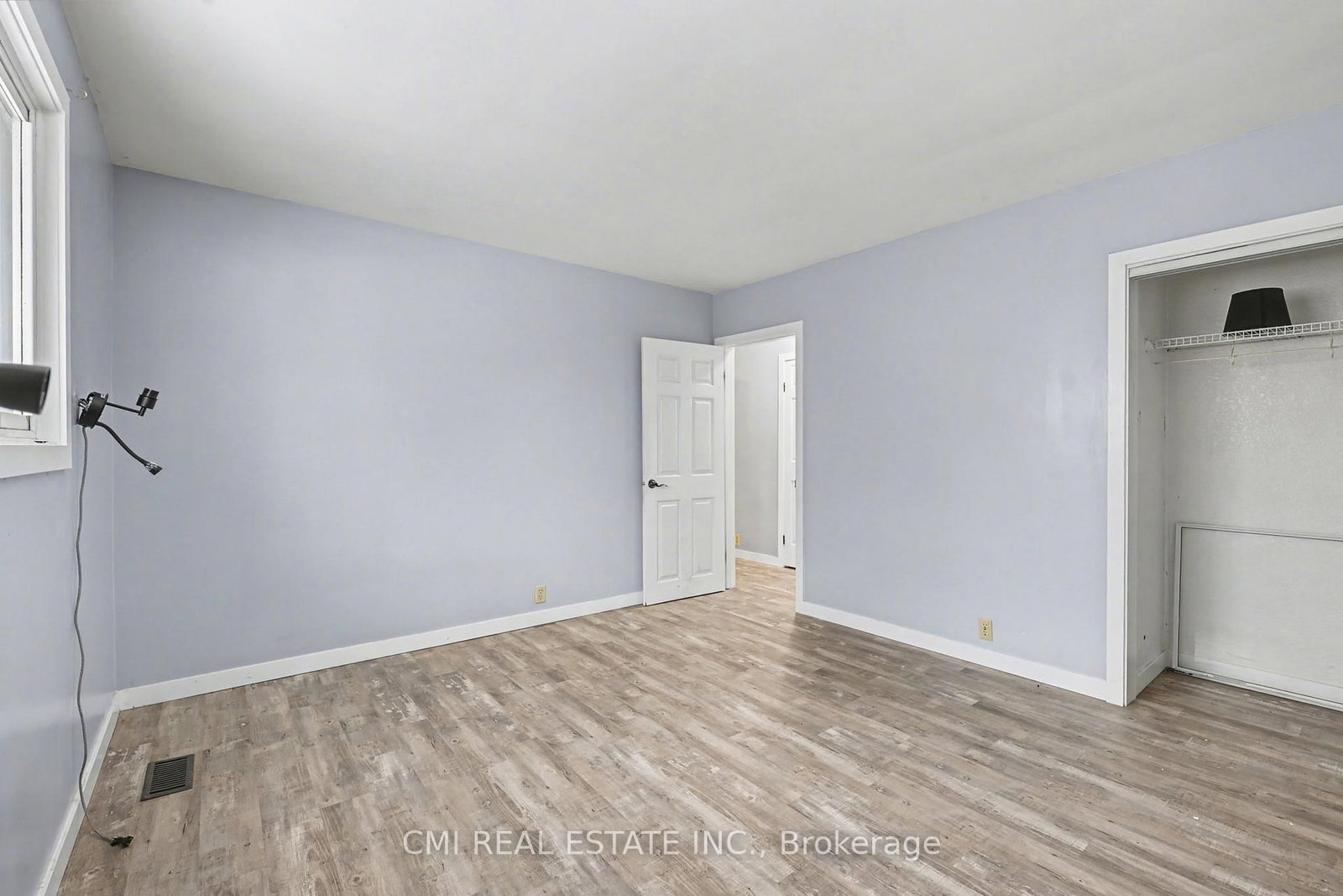 606 GLEN MILLER Road • Trenton, ON photo 23