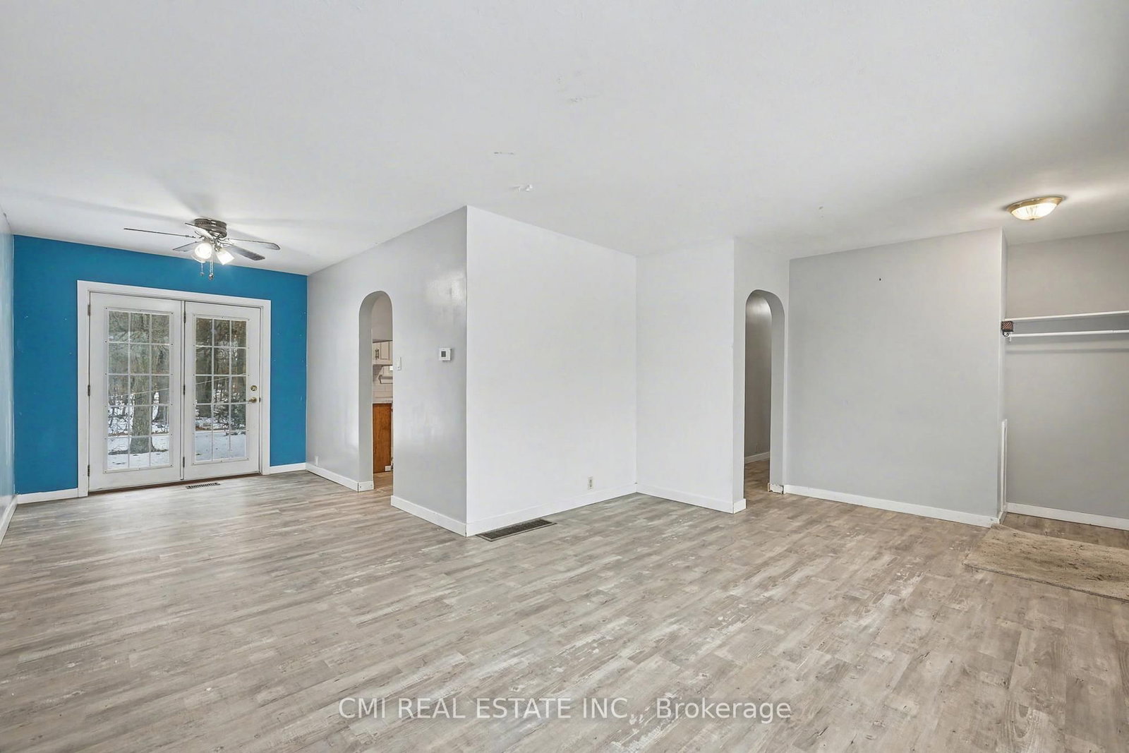 606 GLEN MILLER Road • Trenton, ON photo 8