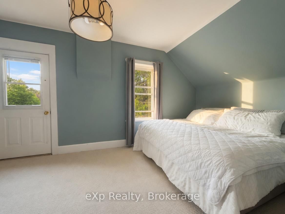 572 9th Avenue • Hanover, ON photo 10