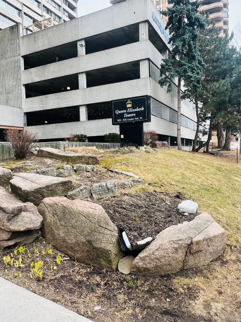 530 Laurier Avenue W • #910 • Ottawa, ON photo 2