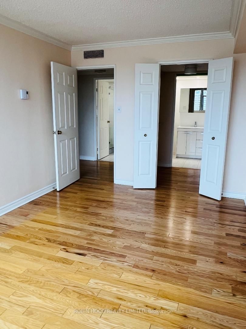 530 Laurier Avenue W • #910 • Ottawa, ON photo 22