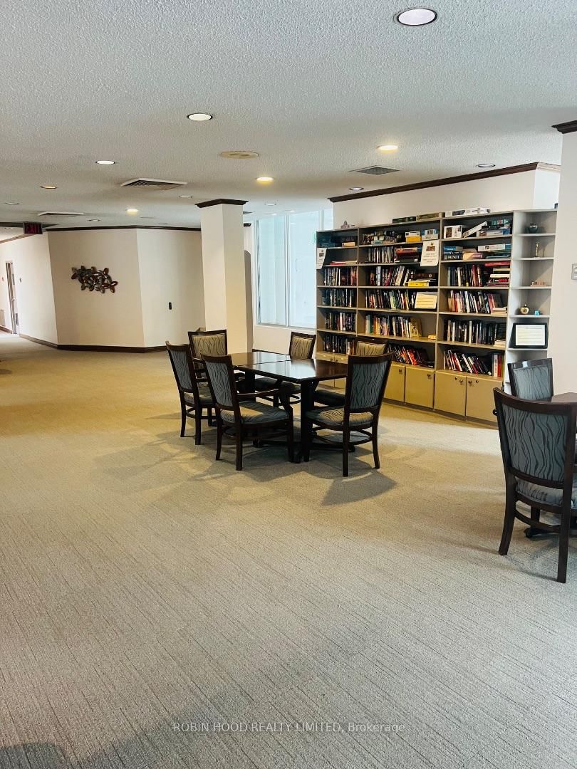 530 Laurier Avenue W • #910 • Ottawa, ON photo 32