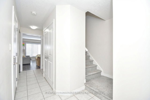1584 Dunkirk Avenue
