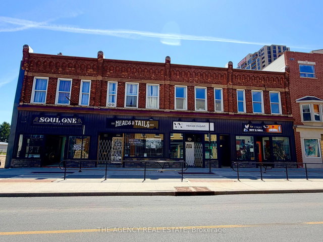 761 Dundas Street