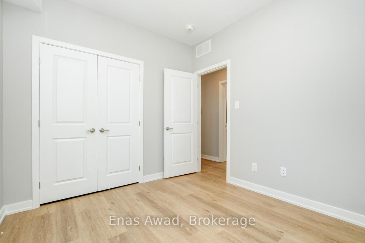 974 Hooper Street, Unit B - Photo 8