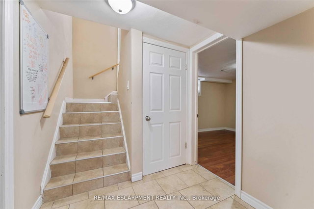 Basement - 864 Upper Ottawa Street