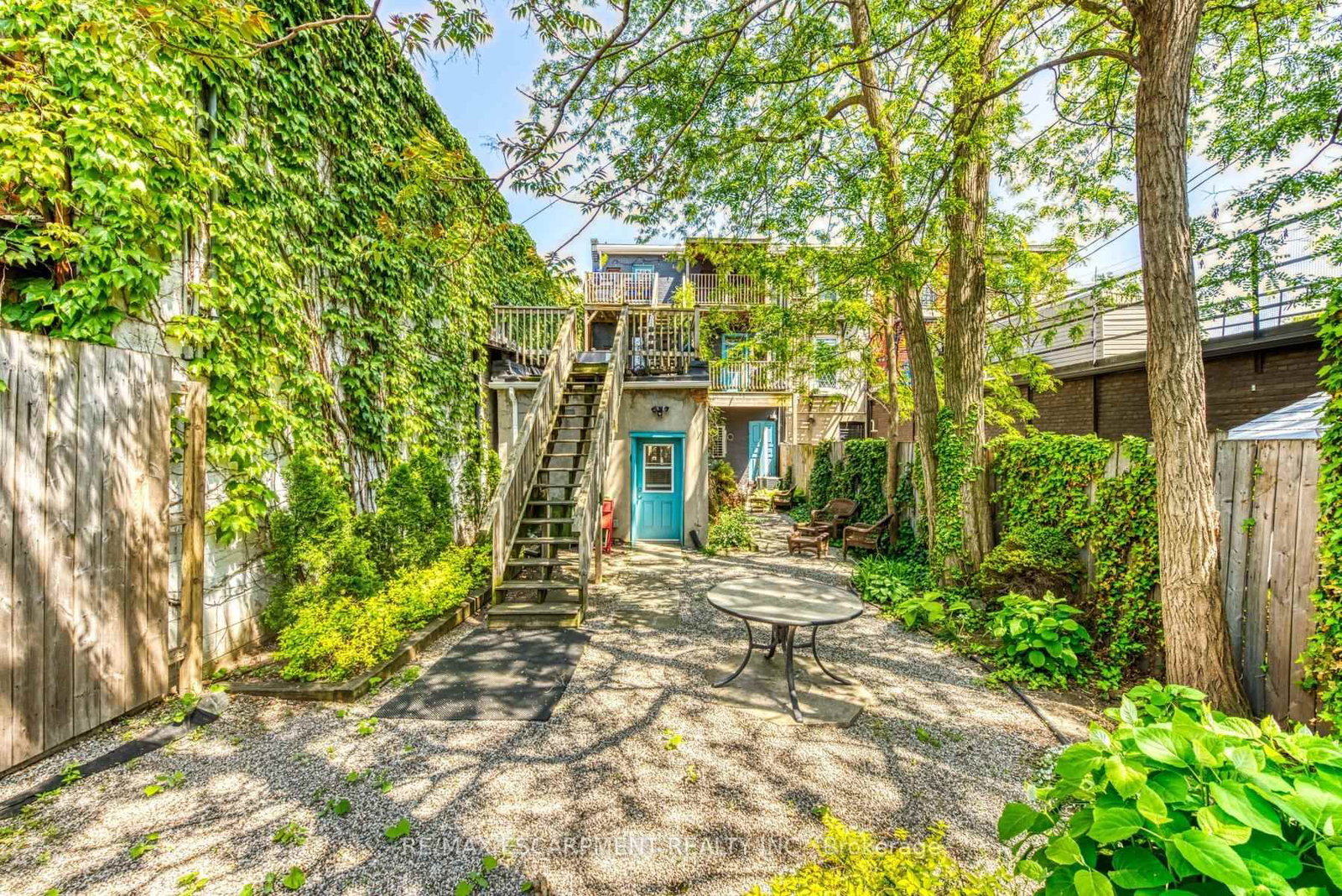 167 James Street N, Unit A - Photo 16