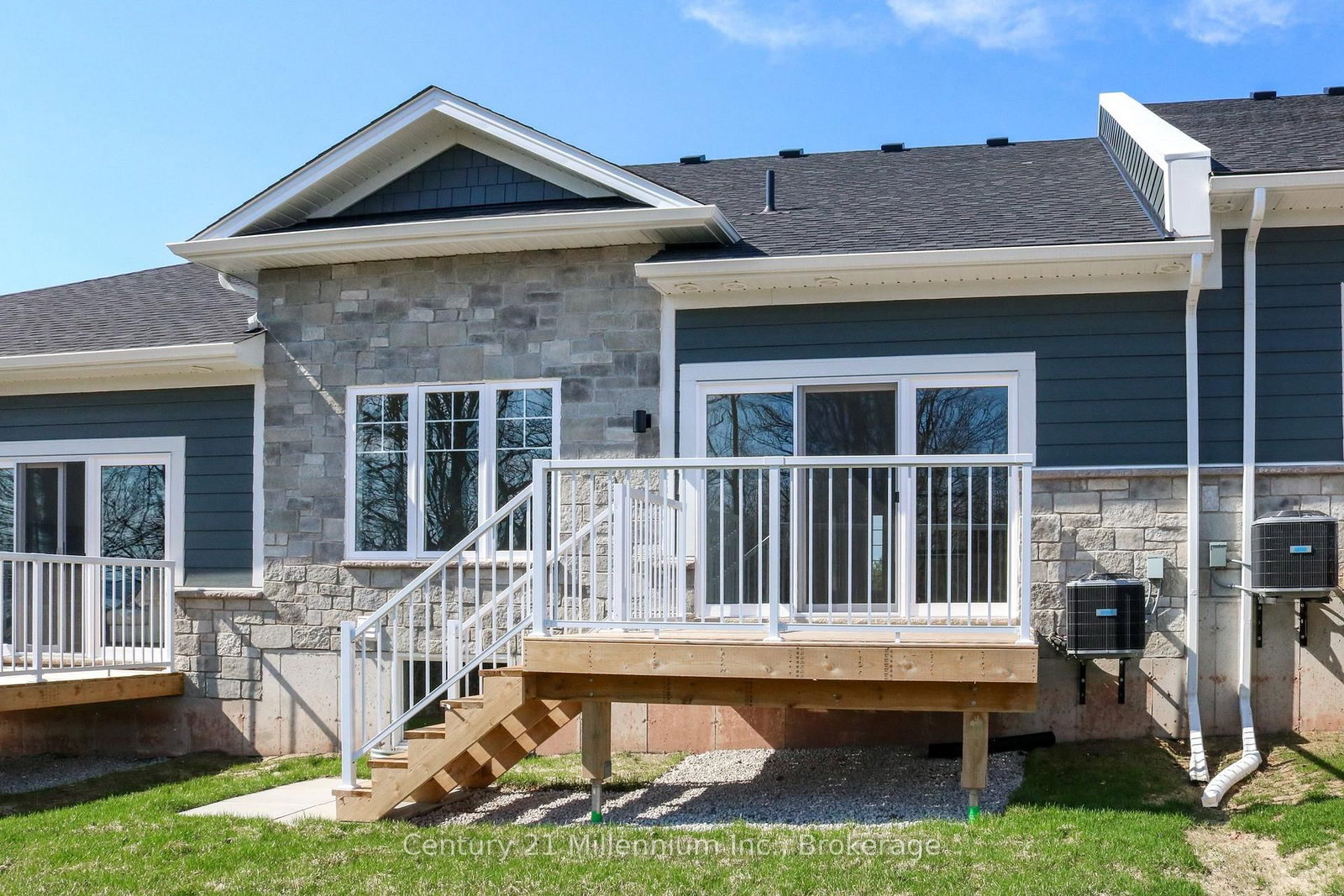 321 Telford Trail • Georgian Bluffs, ON photo 38