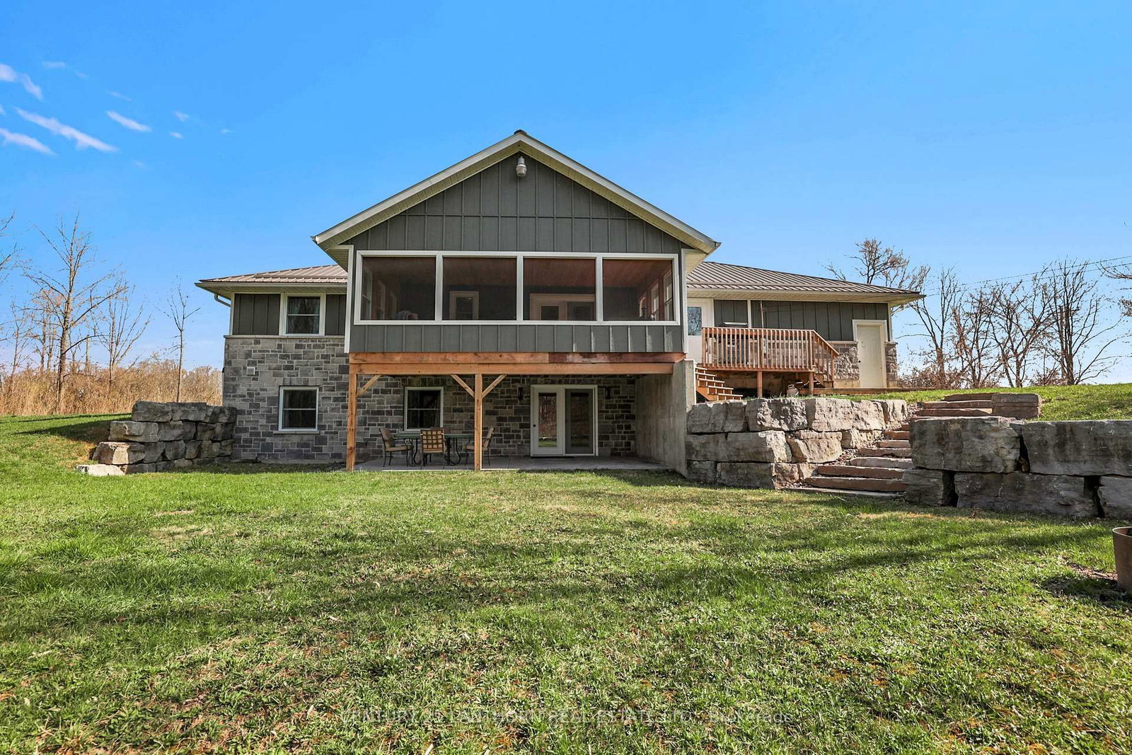 90 Seymour Street W • Madoc, ON photo 48