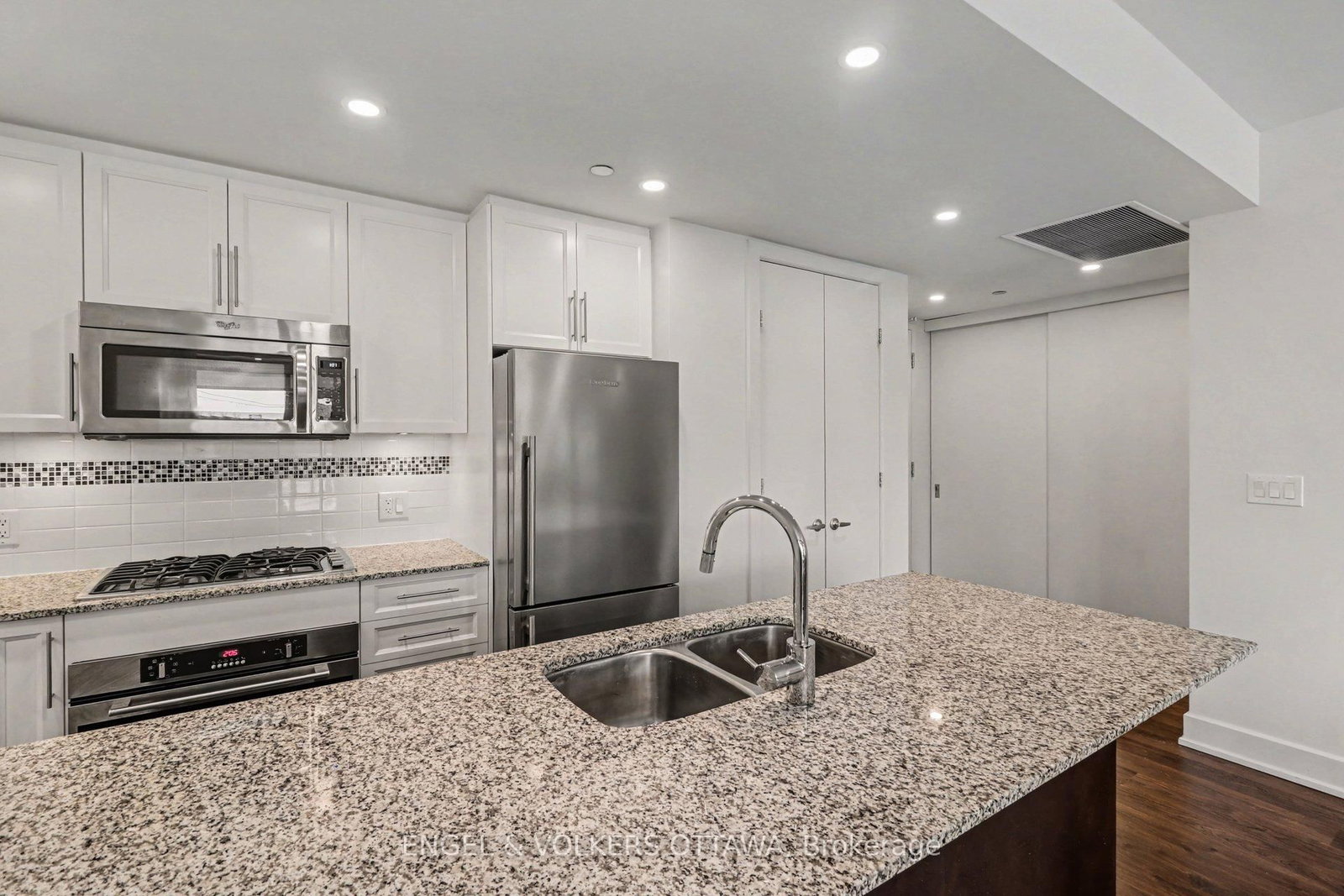 7 Marquette Avenue, Unit 318 - Photo 5