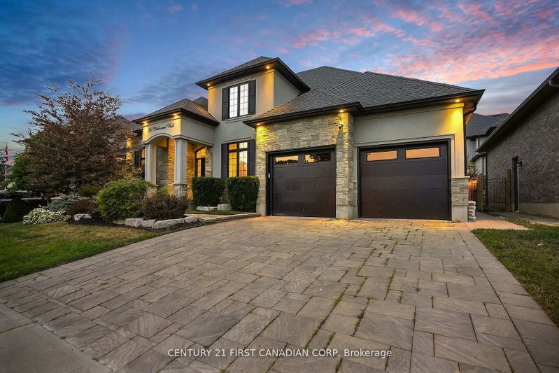 90 Pebblecreek Walk W