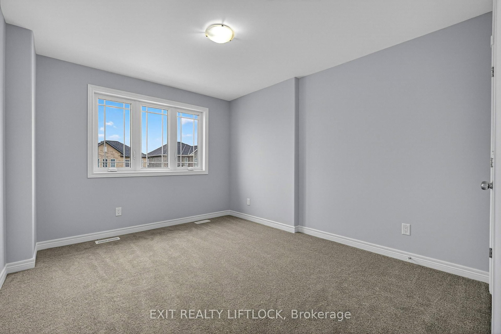 220 O'Neil Street • Peterborough, ON photo 28