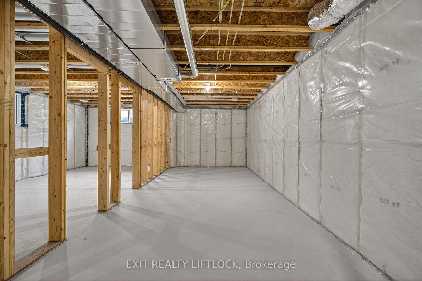 220 O'Neil Street • Peterborough, ON photo 32