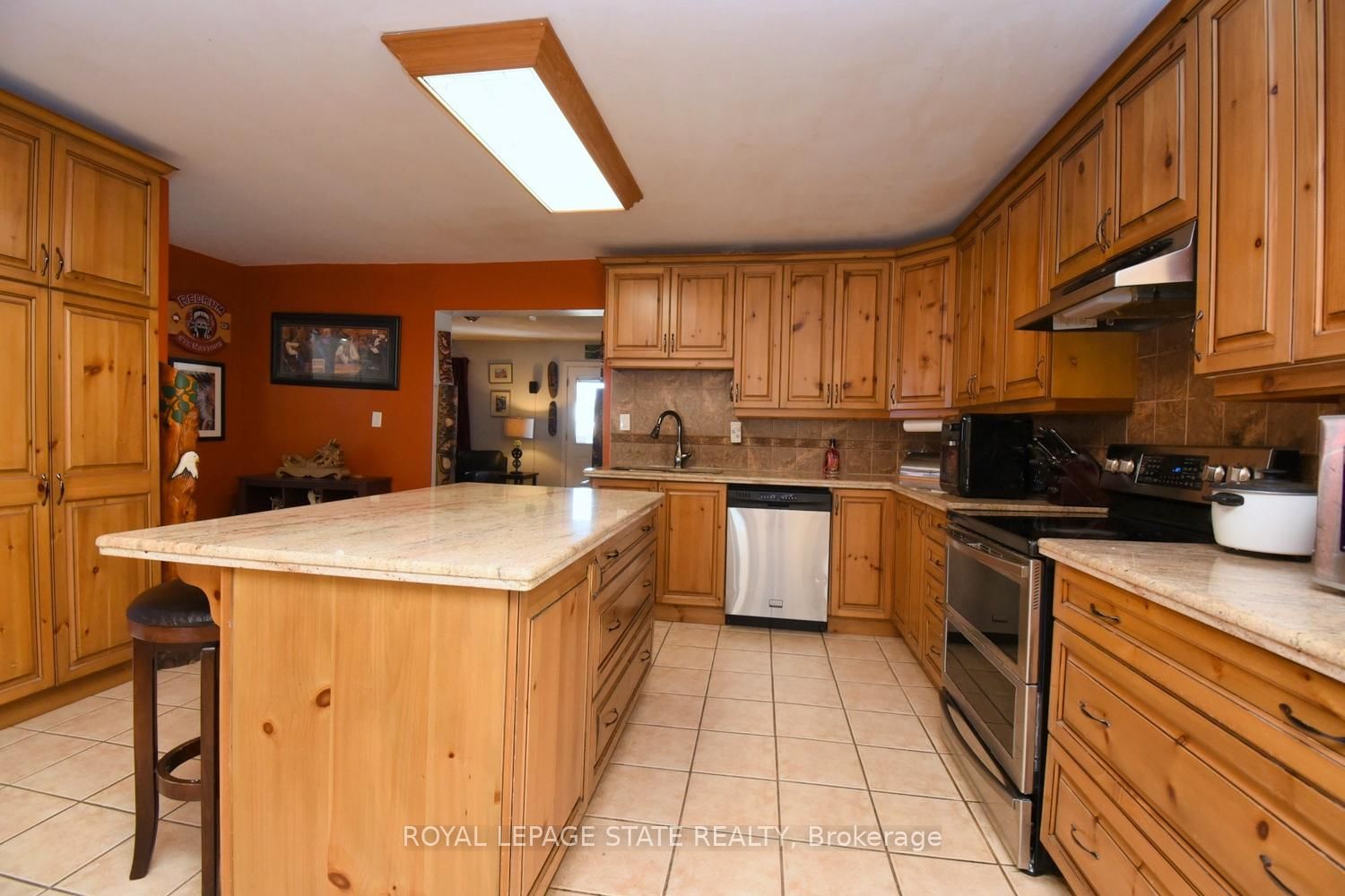 53 Seventh Avenue - Photo 9