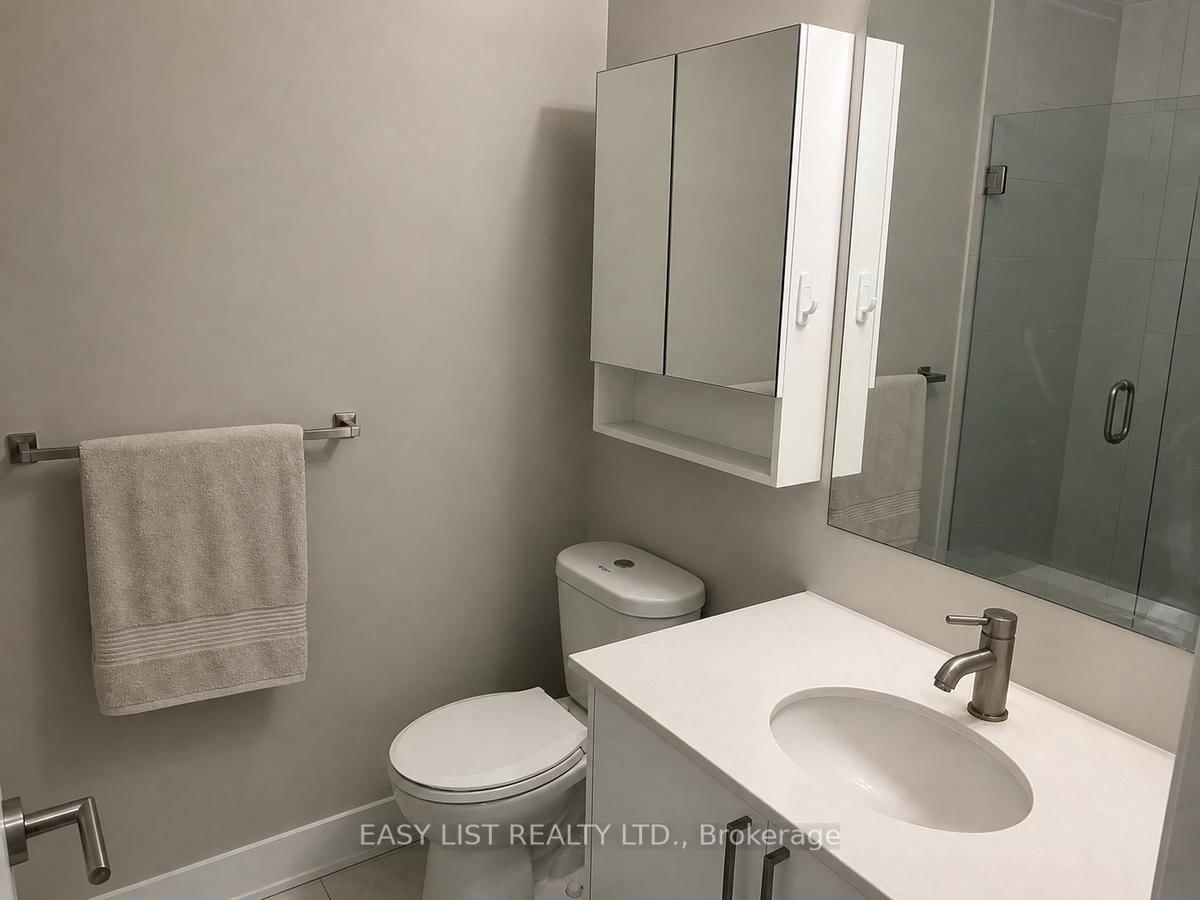 118 Holmwood Avenue, Unit 705 - Photo 8