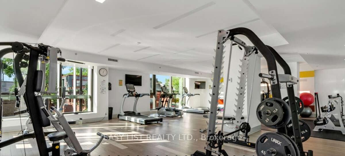 118 Holmwood Avenue, Unit 705 - Photo 9