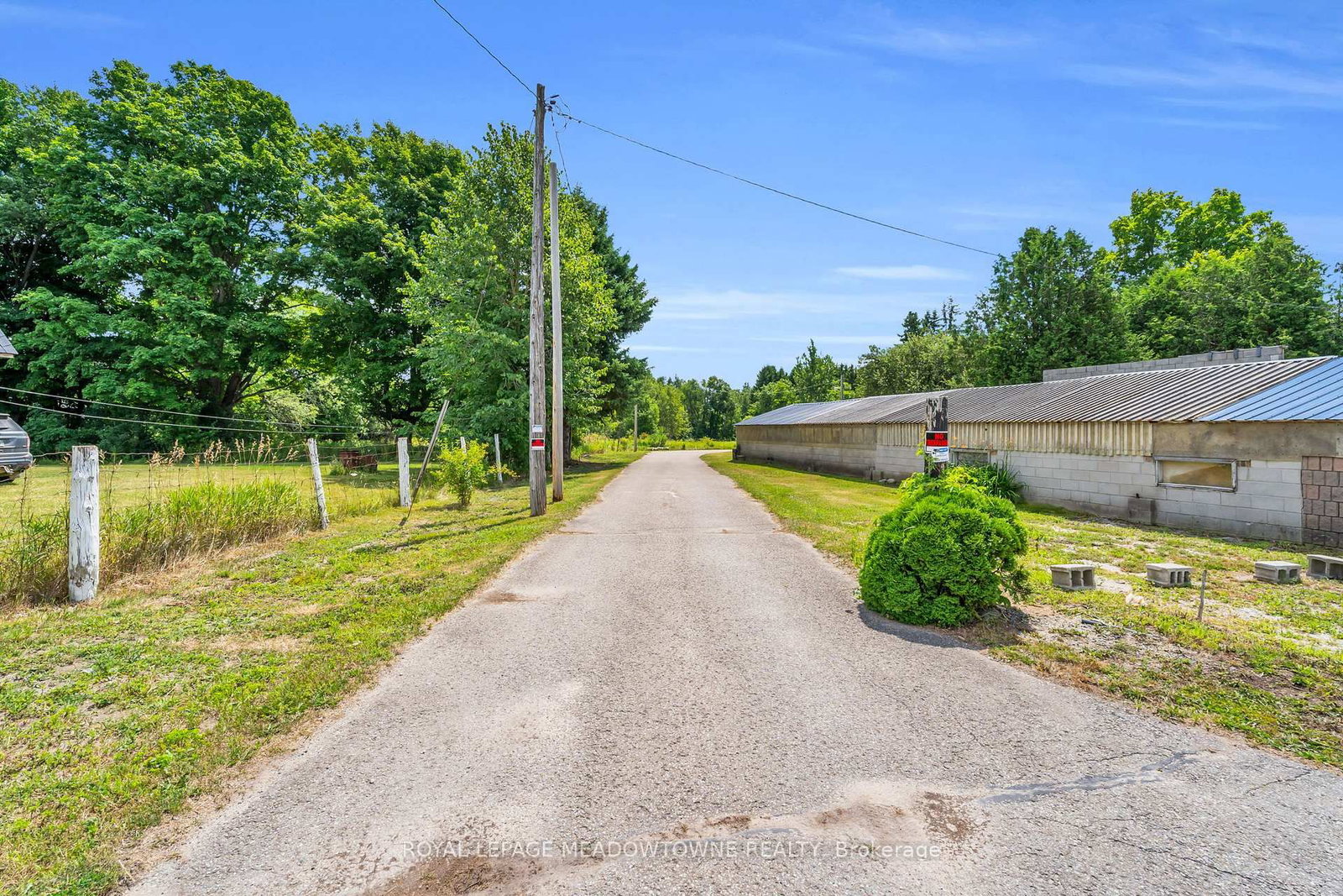 9483 Wellington Rd 124 • Erin, ON photo 5