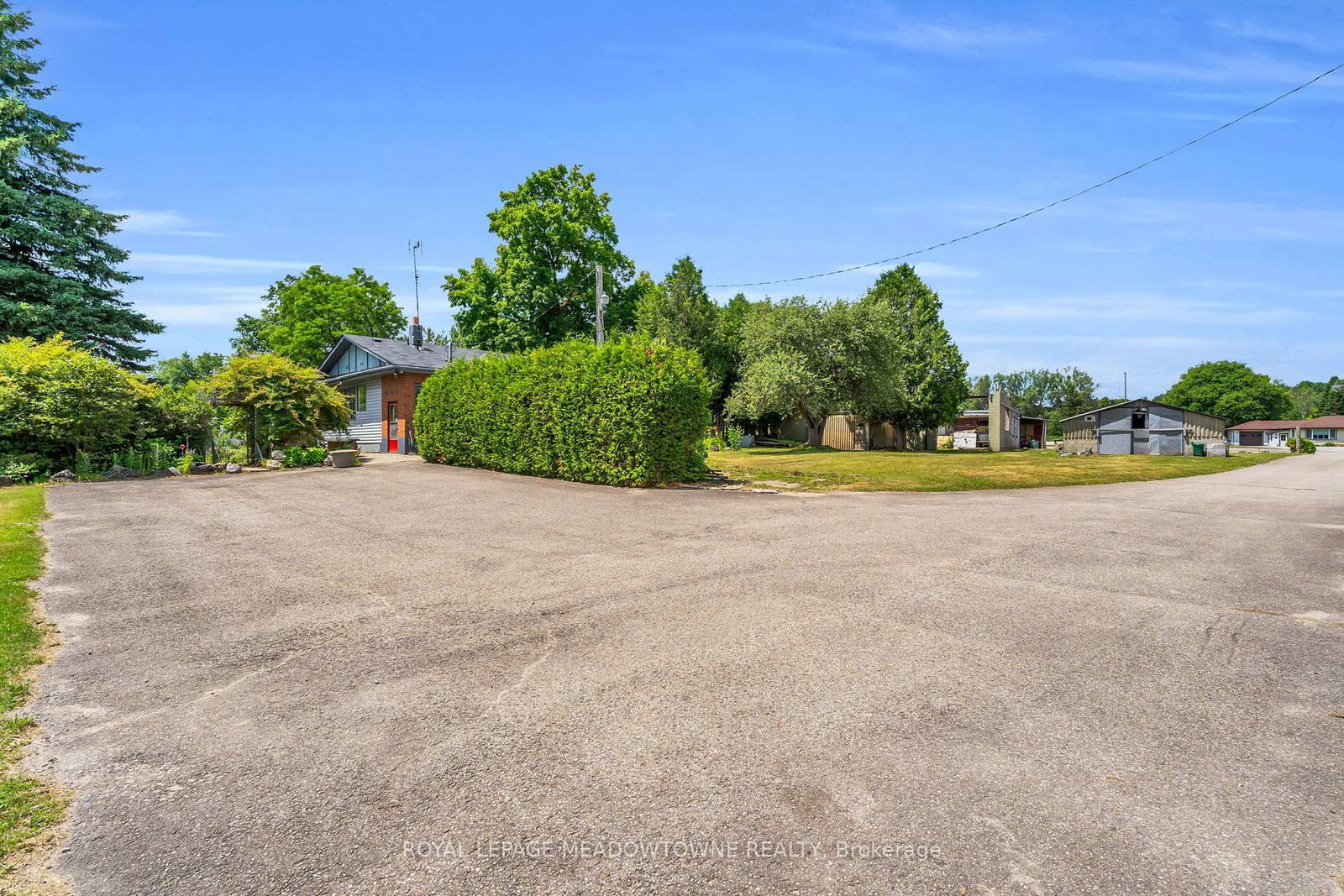 9483 Wellington Rd 124 • Erin, ON photo 7