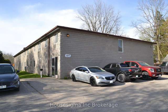 137 Dundas Street