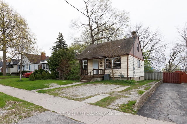 1185 Albany Street