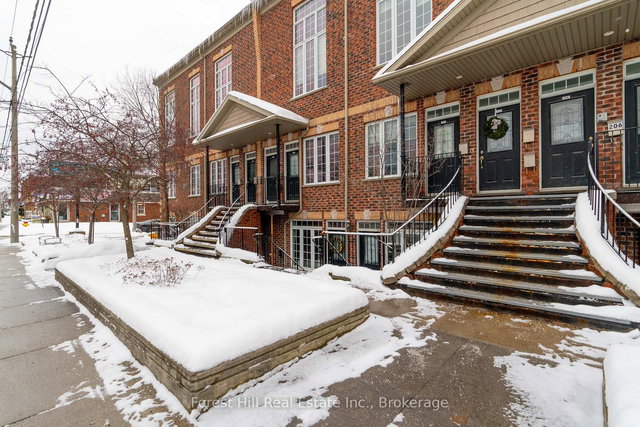 104 - 555 King Street E