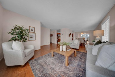48 CEDARTREE Lane • Kawartha Lakes, ON photo 8