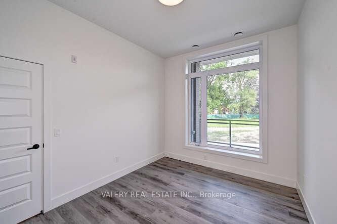 103 Roger Street, Unit 102 - Photo 18