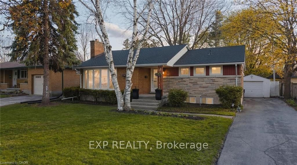120 Elgin Crescent