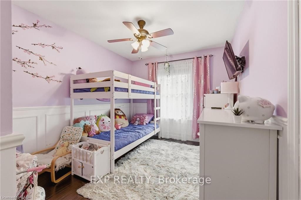 120 Elgin Crescent - Photo 16