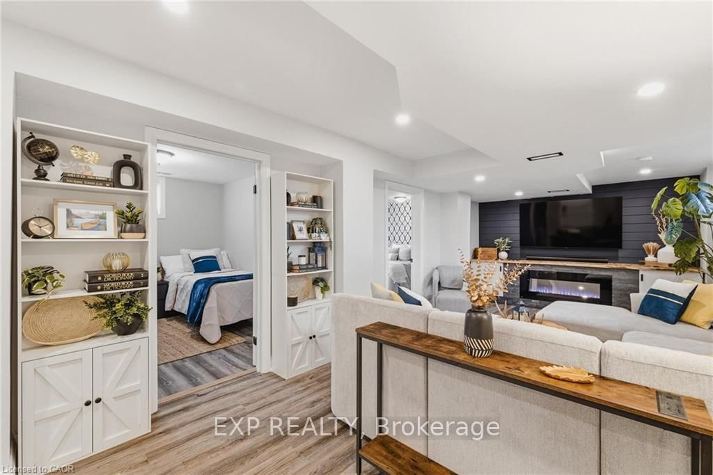 120 Elgin Crescent - Photo 21