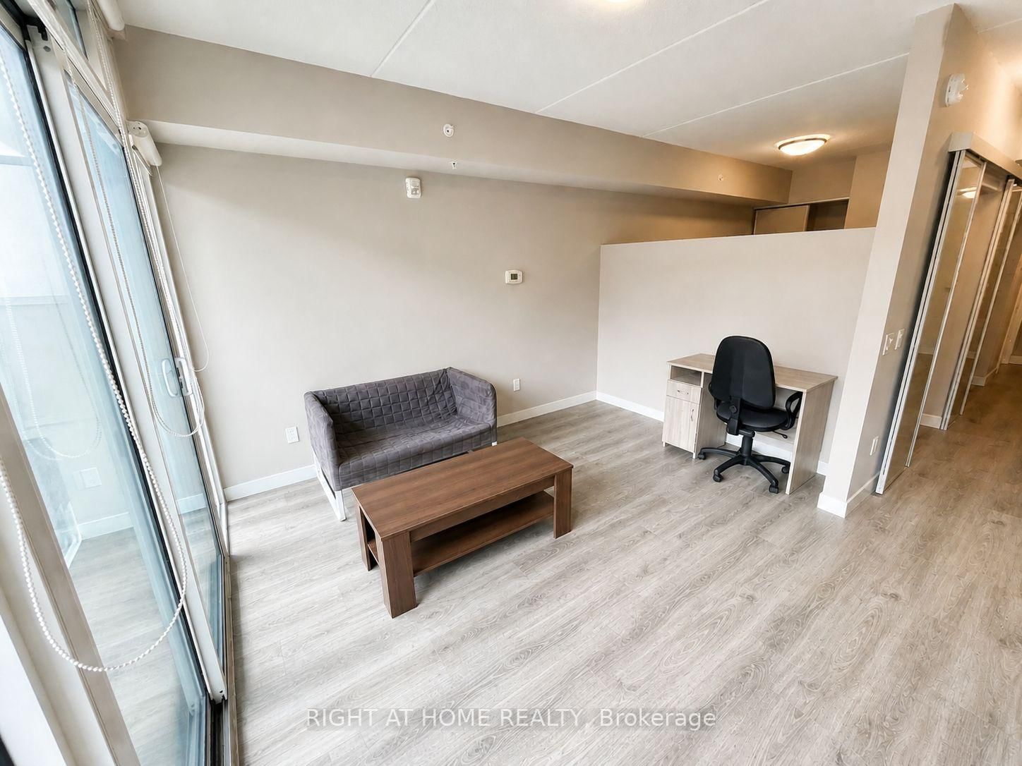 308 Lester Street, Unit 421 - Photo 3