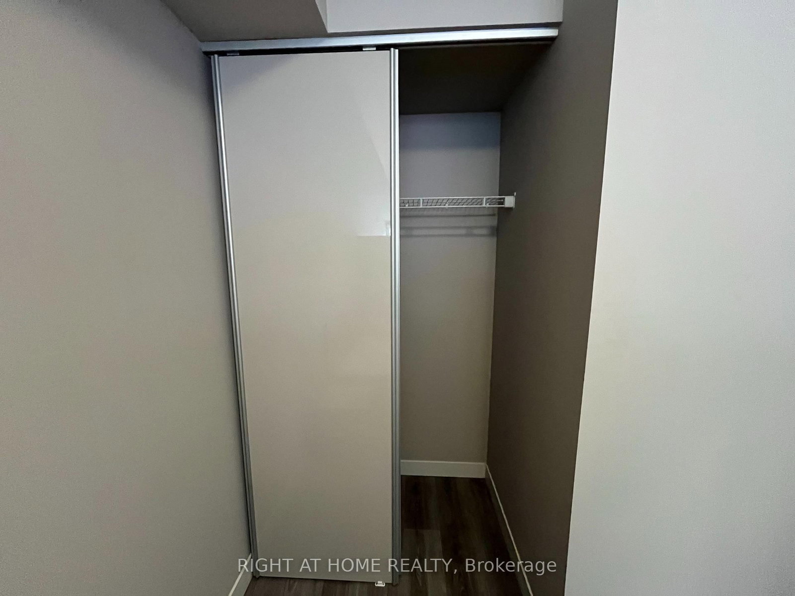 308 Lester Street, Unit 421 - Photo 8