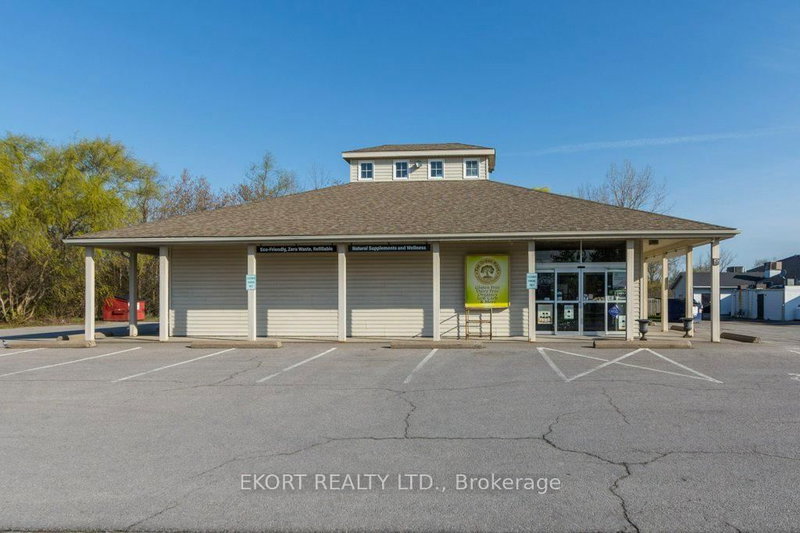 5529 62 Highway S, Prince Edward County