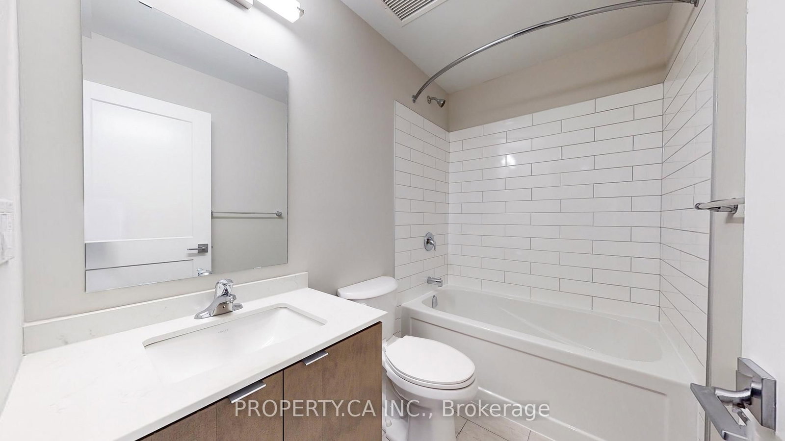 708 Woolwich Street, Unit 303 - Photo 31