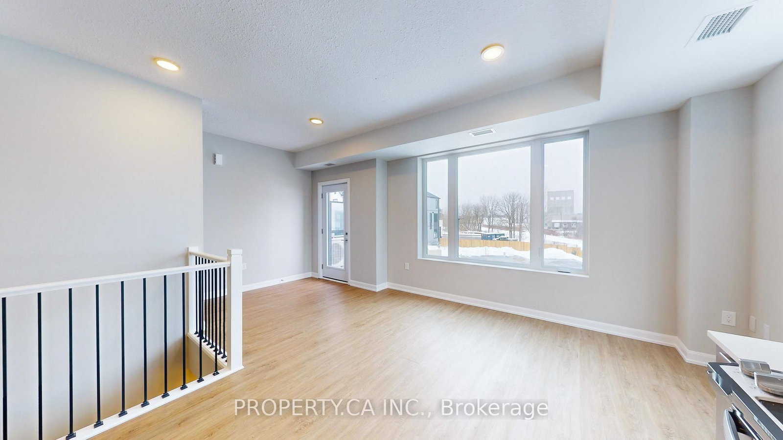 708 Woolwich Street, Unit 303 - Photo 8