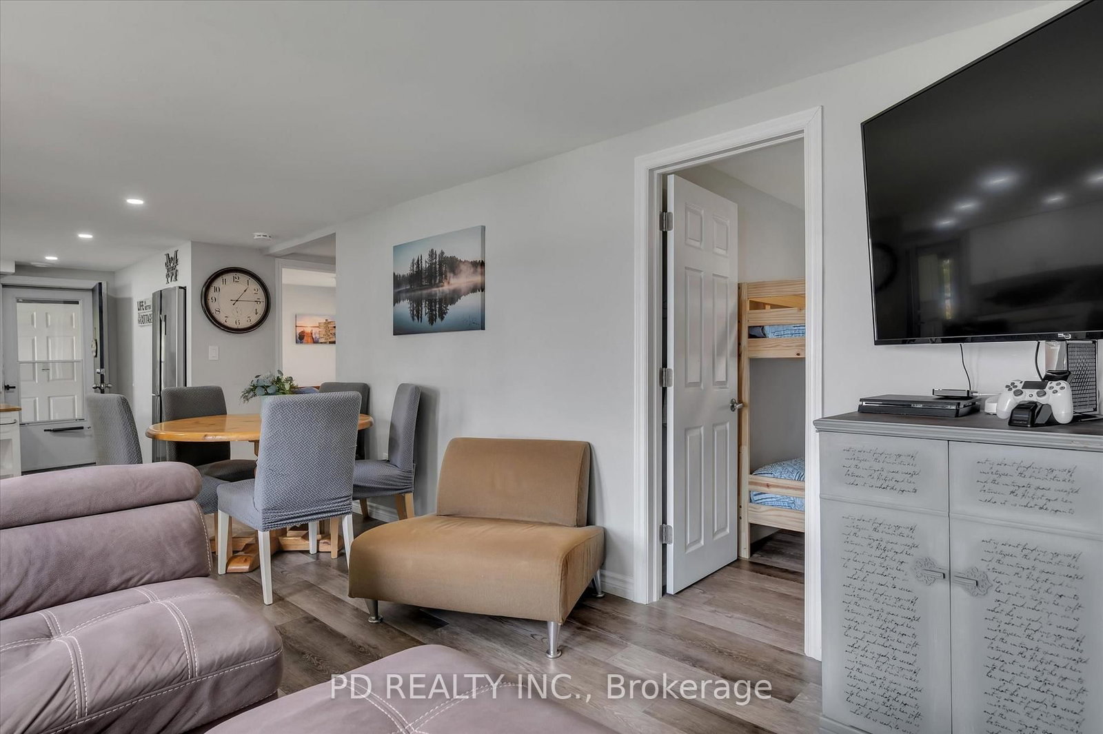 9 Charlotte Crescent • Kawartha Lakes, ON photo 20