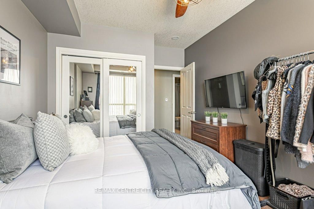 1030 Coronation Drive, Unit 709 - Photo 36