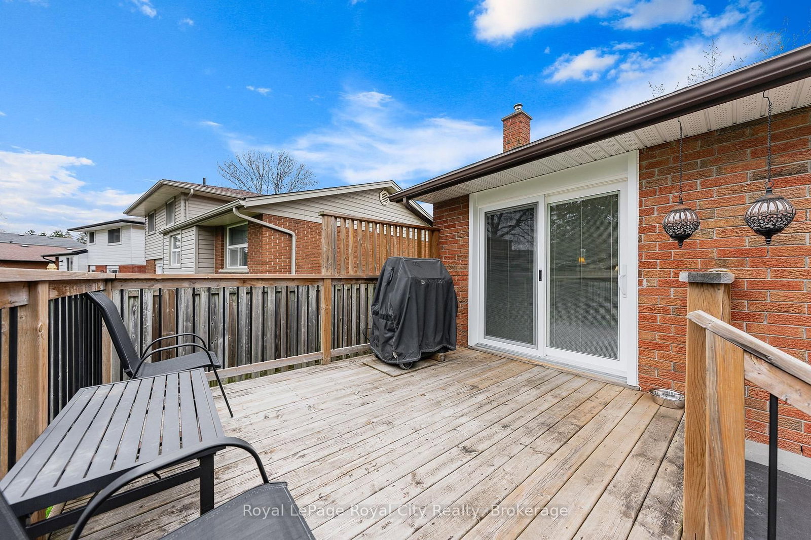16 Sanderson Drive • Guelph, ON photo 24