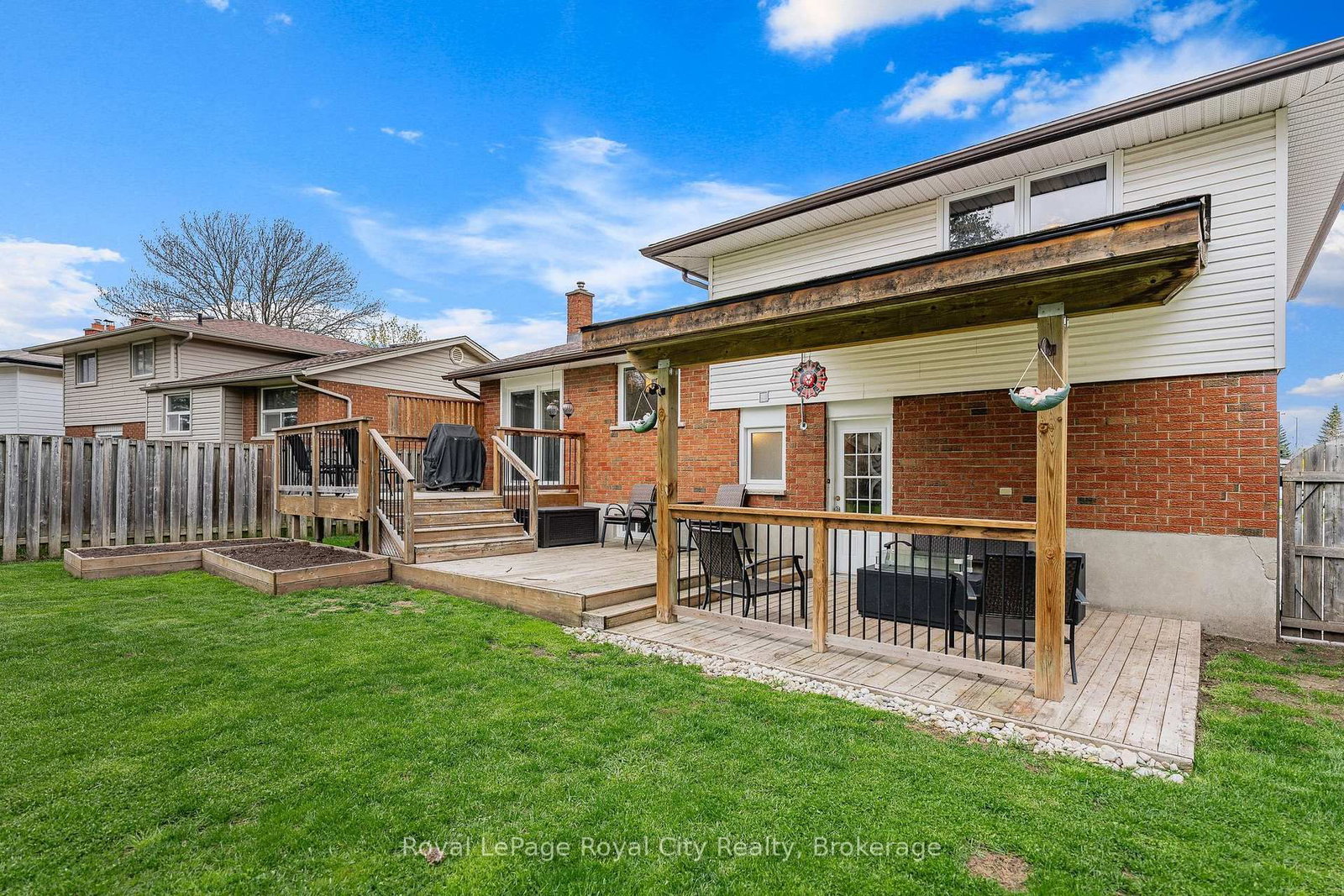 16 Sanderson Drive • Guelph, ON photo 28