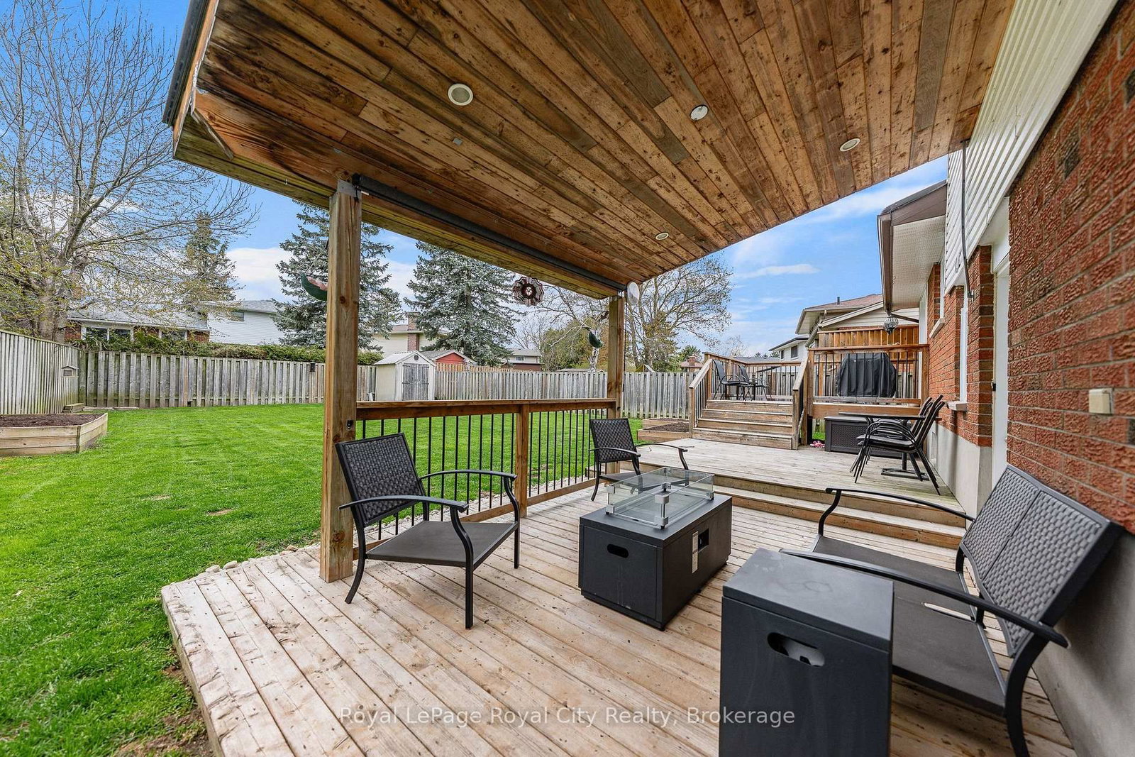 16 Sanderson Drive • Guelph, ON photo 29