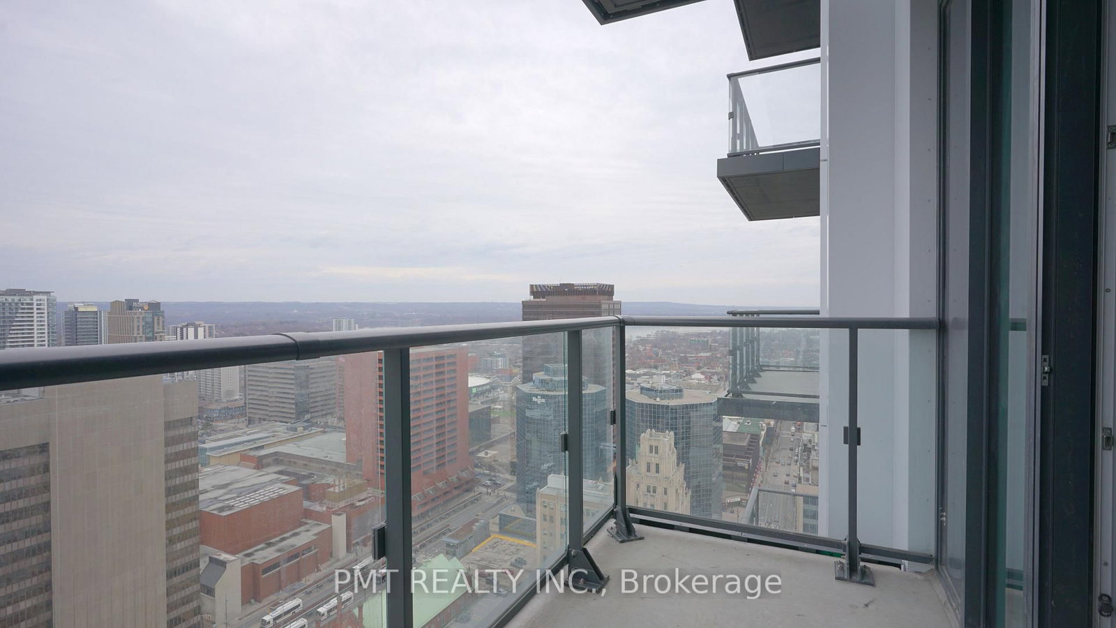 75 James Street S, Unit 3101 - Photo 23