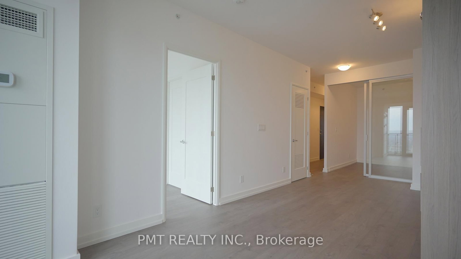 75 James Street S, Unit 3101 - Photo 7