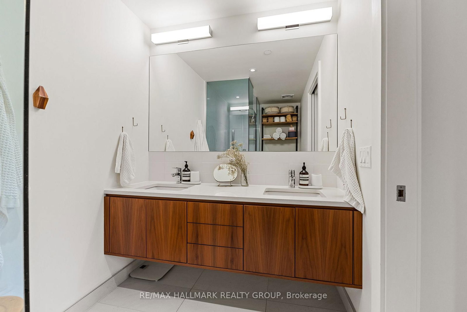 135 Barrette Street, Unit 207 - Photo 28