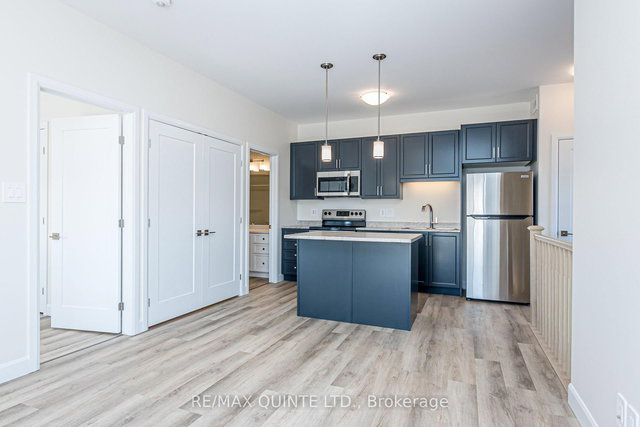 98B Riverstone Way